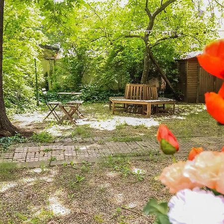 Private Double Bed Room With Bathroom Відень Екстер'єр фото