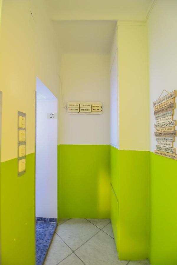 Private Double Bed Room With Bathroom Відень Екстер'єр фото